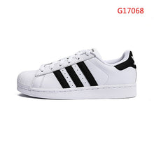 Load image into Gallery viewer, Adidas Clover Women